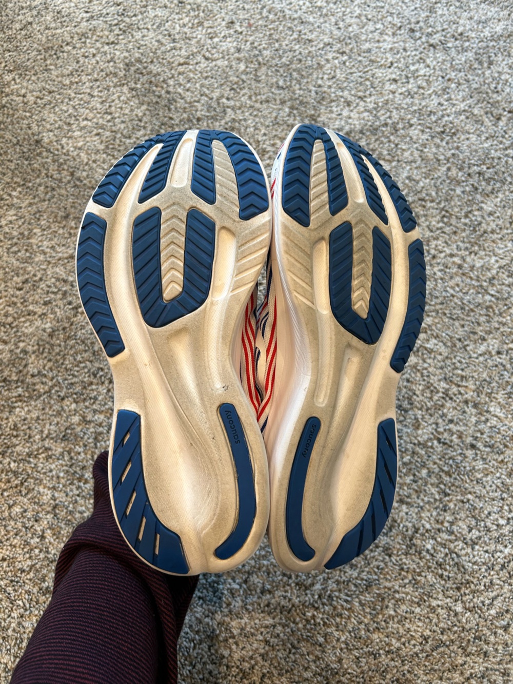 Amazing Americana Saucony Ride 15! - Picture 7 of 11